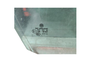 Vitre avant droit VOLKSWAGEN GOLF 5 Photo n°2