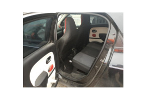 RENAULT TWINGO 3 PHASE 1 1.0i - 12V SCE 70 Photo n°19