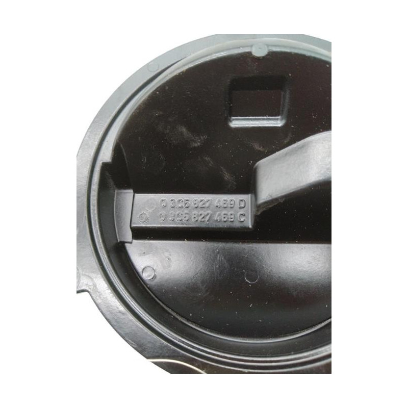 Bouton de coffre VOLKSWAGEN PASSAT 5 Photo n°1