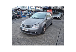 Vitre arriere droit VOLKSWAGEN GOLF 5 Photo n°5