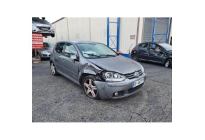 Vitre arriere droit VOLKSWAGEN GOLF 5 Photo n°8
