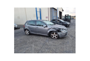 Vitre arriere droit VOLKSWAGEN GOLF 5 Photo n°9