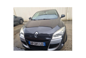RENAULT MEGANE 3 PHASE 1 COUPE 1.5 DCI - 8V TURBO Photo n°2
