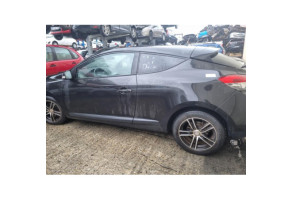 RENAULT MEGANE 3 PHASE 1 COUPE 1.5 DCI - 8V TURBO Photo n°11