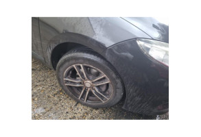 RENAULT MEGANE 3 PHASE 1 COUPE 1.5 DCI - 8V TURBO Photo n°14