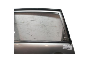 Porte arriere gauche CHEVROLET CAPTIVA Photo n°4 Porte arriere gauche CHEVROLET CAPTIVA Photo n°4