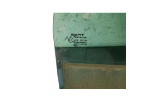 Vitre arriere droit SEAT LEON 2 Photo n°5