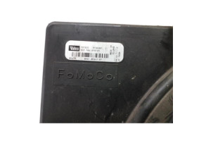 Moto ventilateur radiateur FORD FIESTA 6 Photo n°3