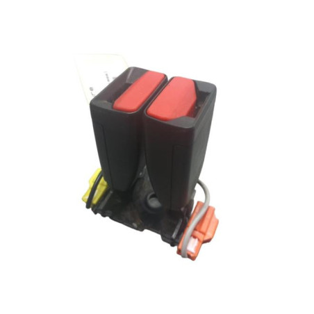 Attache ceinture arriere gauche VOLVO V 40 2