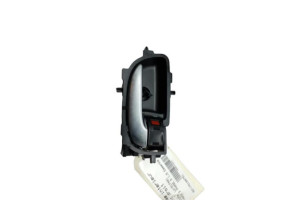 Poignee interieur avant droit TOYOTA YARIS 3 Photo n°1