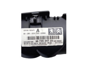 Ecran GPS PEUGEOT 308 1 SW Photo n°4
