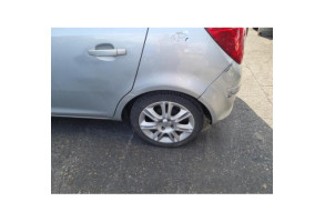 Feu arriere principal droit (feux) OPEL CORSA D Photo n°16