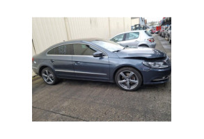 VOLKSWAGEN PASSAT 6 CC COUPE 2.0 TDI - 16V TURBO Photo n°6