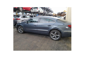 VOLKSWAGEN PASSAT 6 CC COUPE 2.0 TDI - 16V TURBO Photo n°10