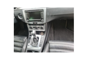 VOLKSWAGEN PASSAT 6 CC COUPE 2.0 TDI - 16V TURBO Photo n°16