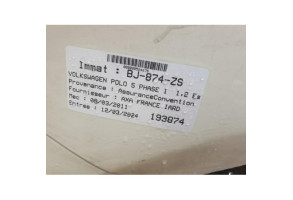VOLKSWAGEN POLO 5 PHASE 1 1.2i - 12V Photo n°1