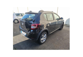 DACIA SANDERO 2 PHASE 1 0.9i - 12V TURBO TCE 90 Photo n°13