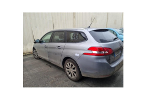 PEUGEOT 308 2 SW PHASE 1 BREAK 1.6 BLUE HDI - 8V TURBO Photo n°9