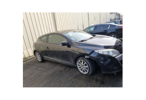 RENAULT MEGANE 3 PHASE 1 COUPE 1.5 DCI - 8V TURBO Photo n°6