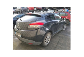 RENAULT MEGANE 3 PHASE 1 COUPE 1.5 DCI - 8V TURBO Photo n°9