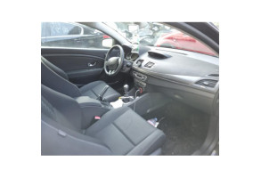 RENAULT MEGANE 3 PHASE 1 COUPE 1.5 DCI - 8V TURBO Photo n°17