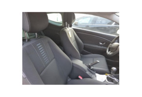 RENAULT MEGANE 3 PHASE 1 COUPE 1.5 DCI - 8V TURBO Photo n°20