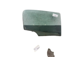 Vitre arriere droit PEUGEOT 307 Photo n°2