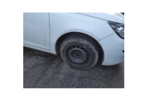 PEUGEOT 308 2 PHASE 1 1.6 HDI - 8V TURBO Photo n°12