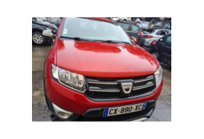 DACIA SANDERO 2 PHASE 1 0.9i - 12V TURBO TCE 90 Photo n°2