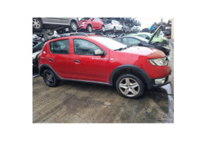 DACIA SANDERO 2 PHASE 1 0.9i - 12V TURBO TCE 90 Photo n°6