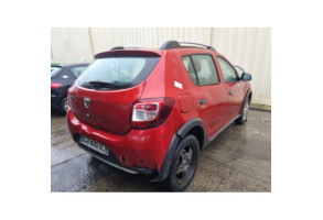 DACIA SANDERO 2 PHASE 1 0.9i - 12V TURBO TCE 90 Photo n°7