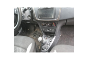 DACIA SANDERO 2 PHASE 1 0.9i - 12V TURBO TCE 90 Photo n°14