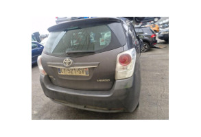 TOYOTA VERSO PHASE 2 2.0 D4D - 16V TURBO Photo n°8