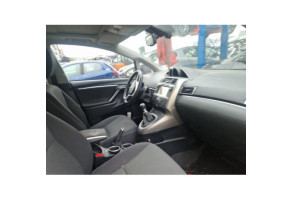 TOYOTA VERSO PHASE 2 2.0 D4D - 16V TURBO Photo n°15