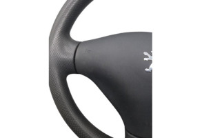 Volant PEUGEOT 107 Photo n°6