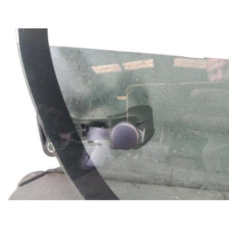 Vitre arriere droit PEUGEOT 107