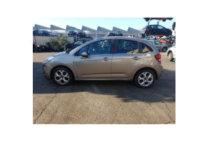 CITROEN C3 2 PHASE 1 1.6 HDI - 8V TURBO Photo n°8