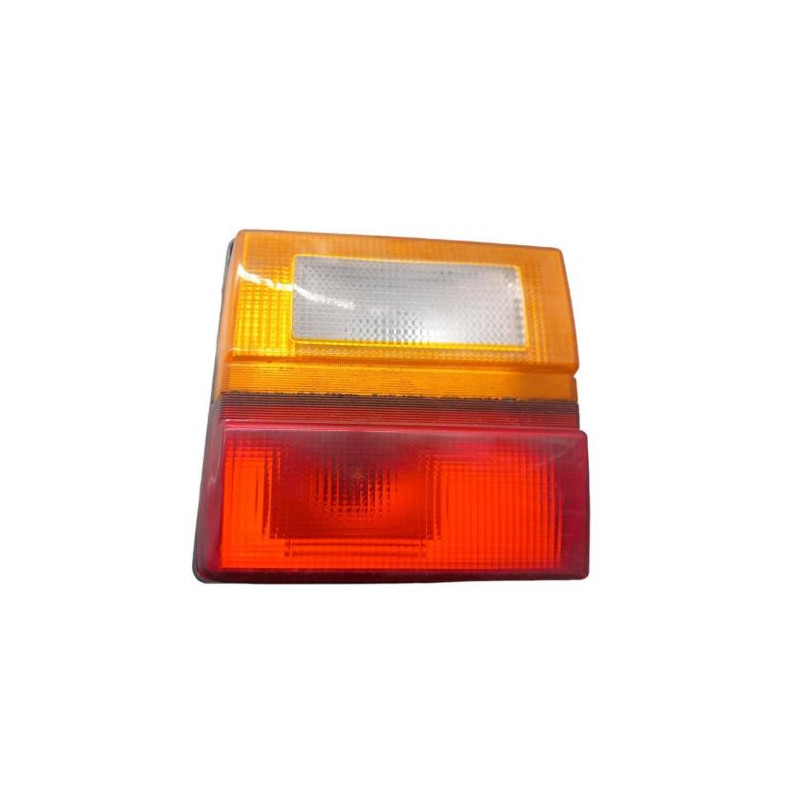 Feu arriere secondaire droit (feux) AUDI 100 2 Photo n°1