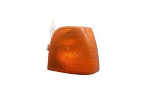 Optique avant secondaire droit (feux)(clignotant) AUDI 100 2 Photo n°1