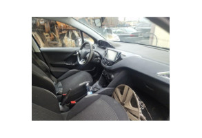 PEUGEOT 208 1 PHASE 2 1.6 BLUE HDI - 8V TURBO Photo n°14