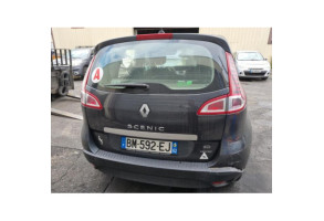 Anti brouillard arriere gauche RENAULT SCENIC 3 Photo n°11