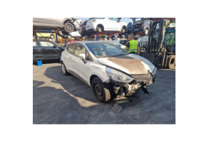 CLIO 4 PHASE 2 1.5 DCI - 8V TURBO Photo n°8