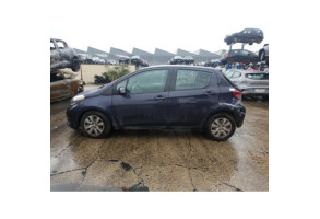 TOYOTA YARIS 3 PHASE 1 1.4 D4D - 8V TURBO Photo n°2