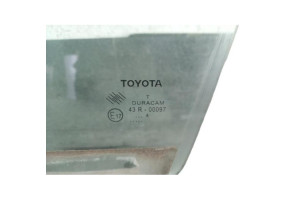 Vitre avant gauche TOYOTA VERSO Photo n°2 Vitre avant gauche TOYOTA VERSO Photo n°2