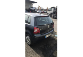 Calandre VOLKSWAGEN POLO 4 Photo n°4