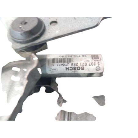 Moteur essuie glace avant droit PEUGEOT 5008 1