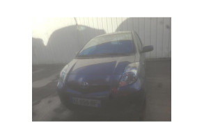 Vitre avant droit TOYOTA YARIS 2 Photo n°3