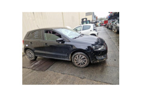 VOLKSWAGEN POLO 5 PHASE 1 1.6 TDI - 16V TURBO Photo n°6