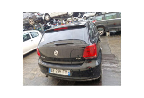 VOLKSWAGEN POLO 5 PHASE 1 1.6 TDI - 16V TURBO Photo n°8