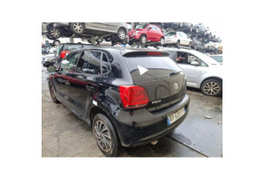 VOLKSWAGEN POLO 5 PHASE 1 1.6 TDI - 16V TURBO Photo n°9